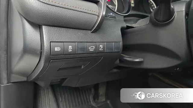 Toyota Camry (XV70) 2018 Белый из Кореи, фото 5