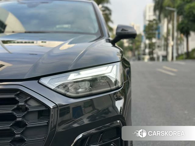 Audi Q5L Sportback 2022 Черный из Китая, фото 5
