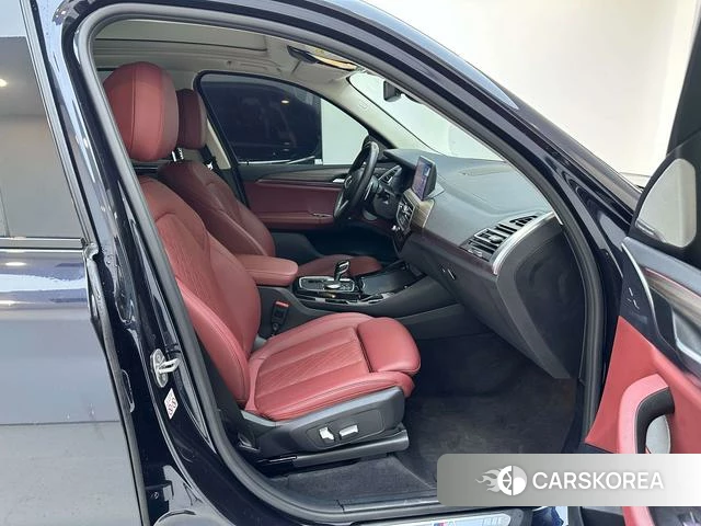BMW X3 2022 Черный из Китая, фото 5