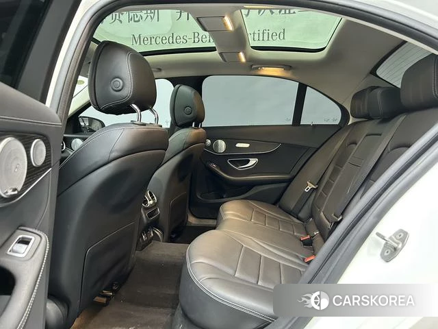 Mercedes-Benz Class C 2021 Белый из Китая, фото 5
