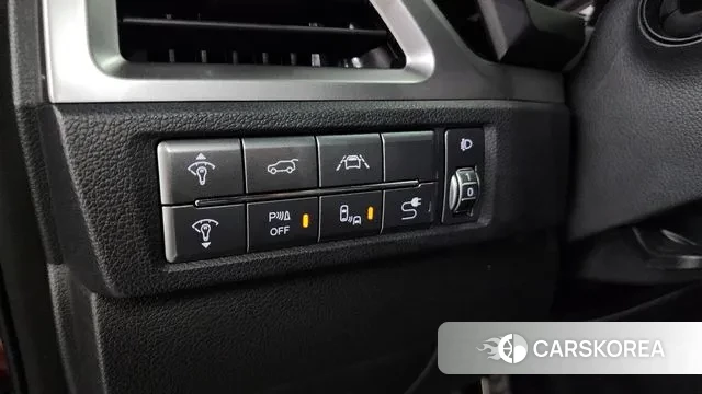 Ssangyong Beautiful Korando 2020 Красный из Кореи, фото 5