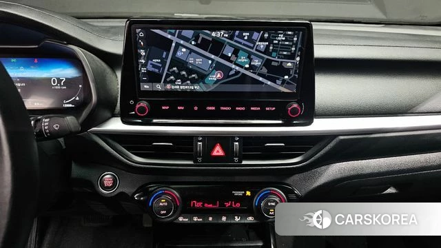 Kia The New K3 2nd generation 2022 Белый из Кореи, фото 5