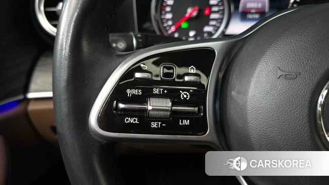 Mercedes-Benz E-Class W213 2018 Белый из Кореи, фото 5