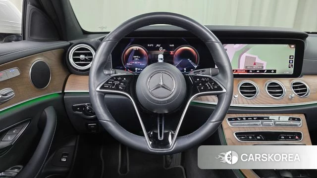 Mercedes-Benz E-Class W213 2021 Белый из Кореи, фото 5
