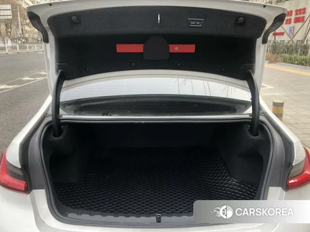 BMW 3 series 2023 Белый из Китая, фото 5