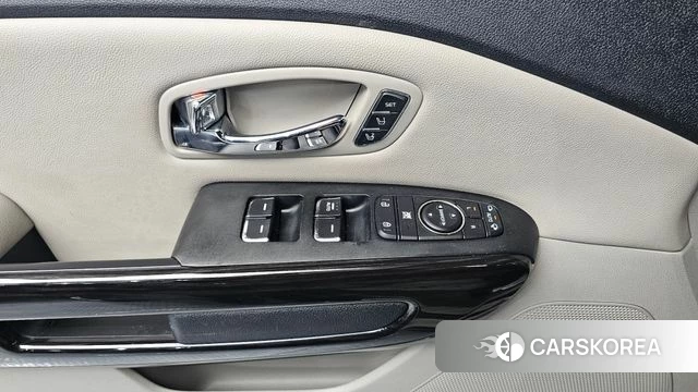 Kia The New Carnival 2020 Серый из Кореи, фото 5