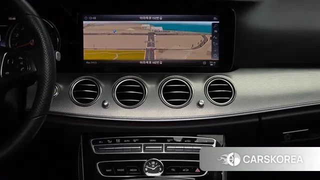 Mercedes-Benz E-Class W213 2018 Белый из Кореи, фото 5