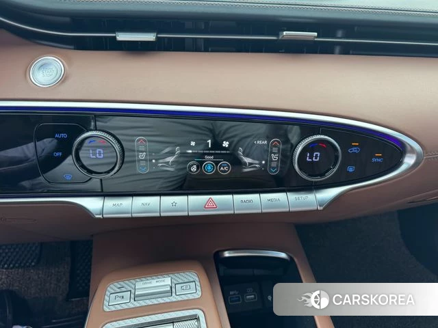 Genesis GV70 2021 Белый из Кореи, фото 5