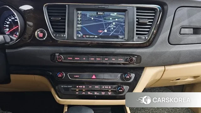 Kia The New Carnival 2018 Черный из Кореи, фото 5