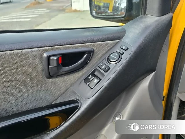 Hyundai The New Grand Starex 2018 Желтый из Кореи, фото 5