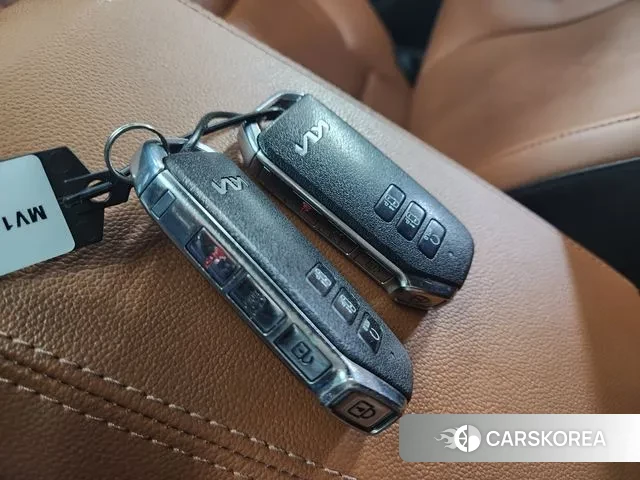 Kia Sportage 5th Generation Hybrid 2023 Серый из Кореи, фото 5