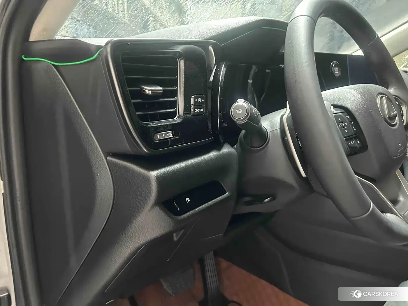 Lexus NX 2024 Silver/gray из Китая, фото 5