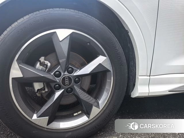 Audi Q3 2024 Белый из Китая, фото 5