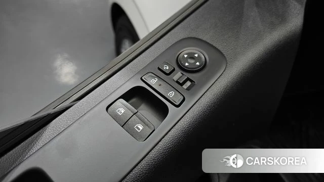 Hyundai Staria 2025 Белый из Кореи, фото 5