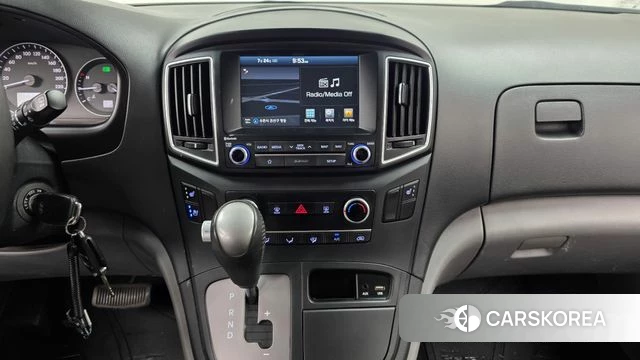 Hyundai The New Grand Starex 2019 Черный из Кореи, фото 5