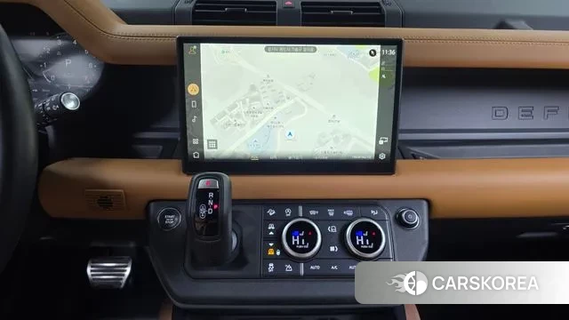 Land Rover Defender (L663) 2024 Темно-зеленый из Кореи, фото 5