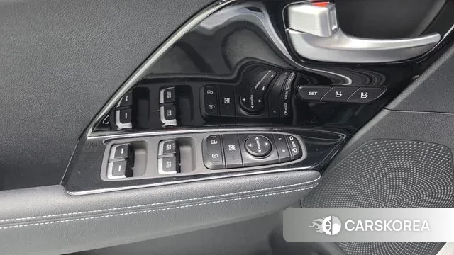 Kia Niro EV 2021 Серебряный из Кореи, фото 5