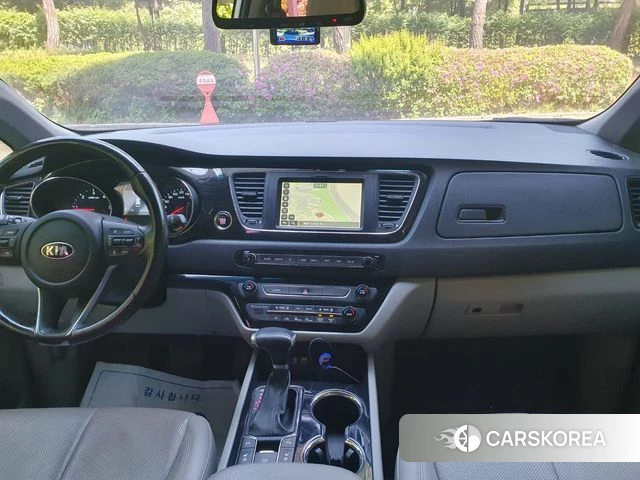 Kia The New Carnival 2019 Белый из Кореи, фото 5