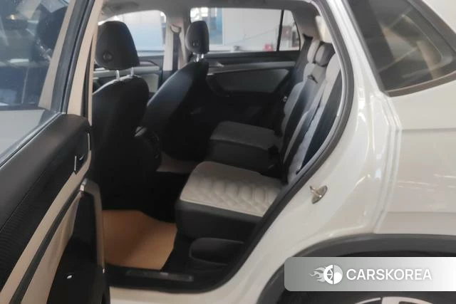 Volkswagen Tanyue 2023 Белый из Китая, фото 5