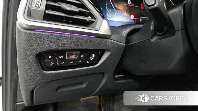 BMW 3 Series (G20) 2020 Белый из Кореи, фото 5