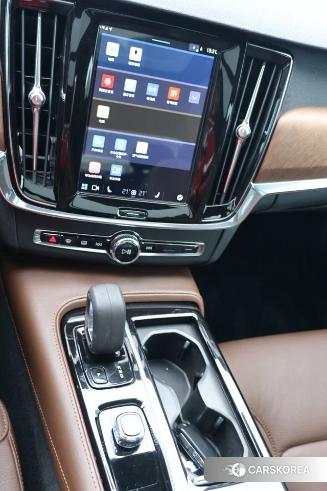 Volvo S90 PHEV 2022 Темно-серый из Китая, фото 5
