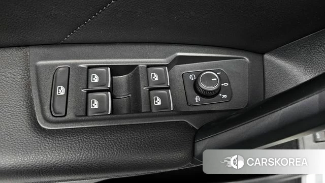 Volkswagen Tiguan second Generation 2021 Белый из Кореи, фото 5