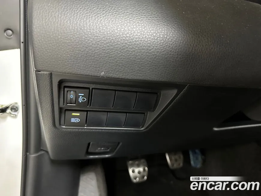 Toyota Yaris (Beats) 2022 Белый из Кореи, фото 5