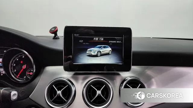 Mercedes-Benz GLA-Class X156 2018 Белый из Кореи, фото 5