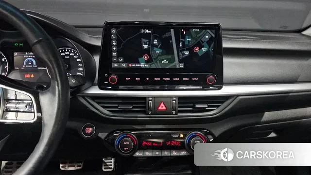 Kia The New K3 2nd generation 2022 Белый из Кореи, фото 5