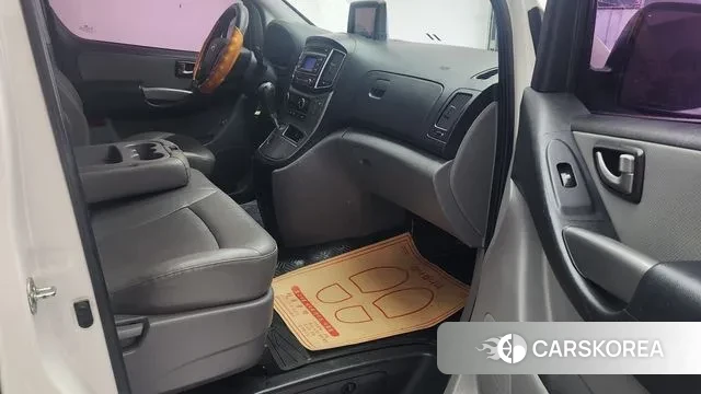 Hyundai The New Grand Starex 2018 Белый из Кореи, фото 5