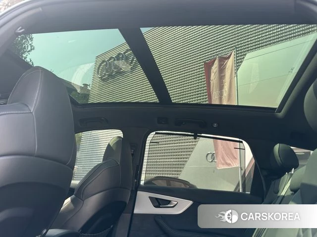 Audi Q7 (4M) 2026 Черный из Кореи, фото 5