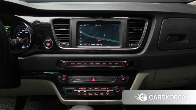 Kia The New Carnival 2018 Белый из Кореи, фото 5