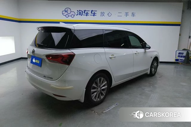 Buick GL6 2022 Белый из Китая, фото 5