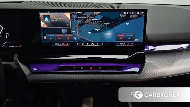 BMW 5 Series (G60) 2025 Черный из Кореи, фото 5