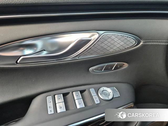 Genesis GV70 2022 Белый из Кореи, фото 5