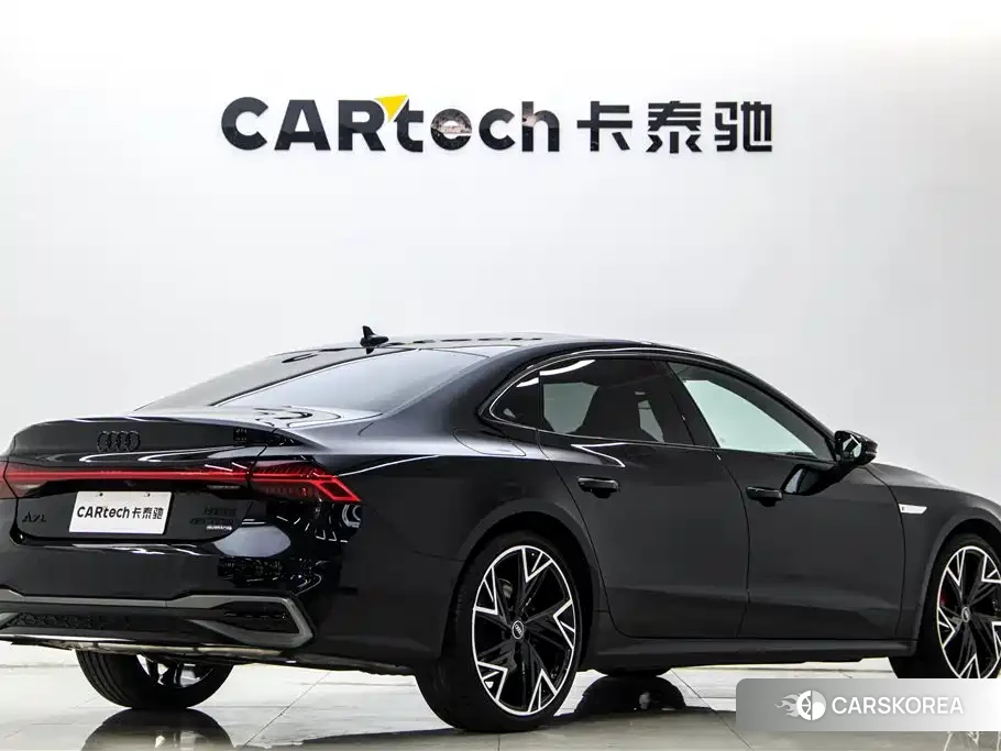 Audi A7L 2025 Черный из Китая, фото 5