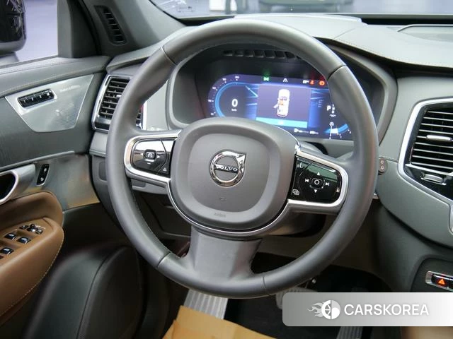 Volvo XC90 2024 Черный из Китая, фото 5