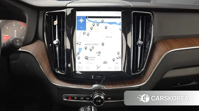 Volvo XC60 second Generation 2018 Серый из Кореи, фото 5