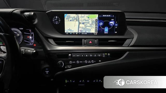 Lexus ES300h 7th generation 2019 Серый из Кореи, фото 5