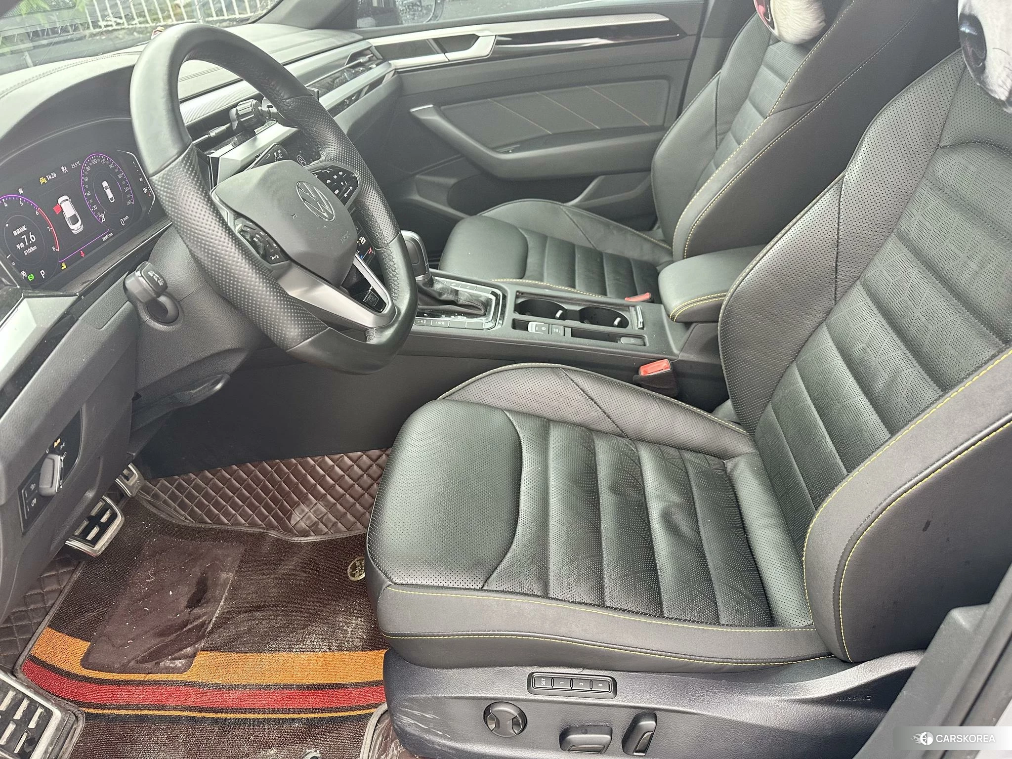 Volkswagen CC 2020 Серебристо-серый из Китая, фото 5