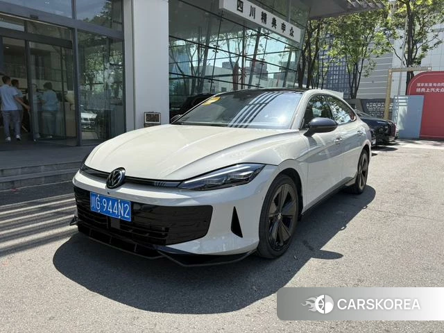 Volkswagen Lingdu 2025 Белый из Китая, фото 5