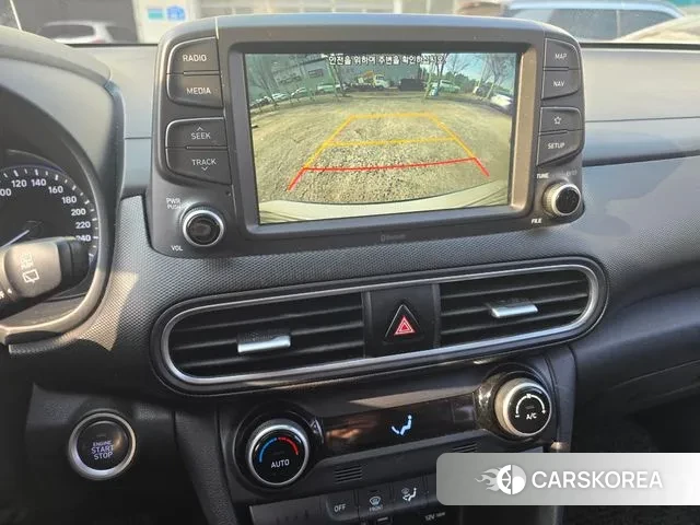 Hyundai Kona 2018 Белый из Кореи, фото 5