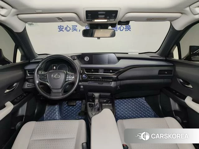 Lexus UX 2022 Серебристо-серый из Китая, фото 5