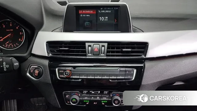 BMW X1 (F48) 2018 Серый из Кореи, фото 5