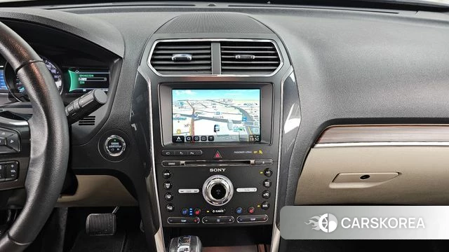 Ford Explorer 2018 Белый из Кореи, фото 5