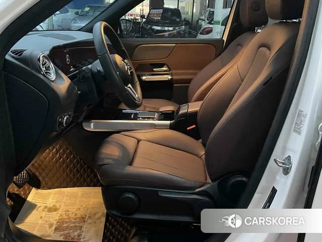 Mercedes-Benz GLB 2022 Белый из Китая, фото 5