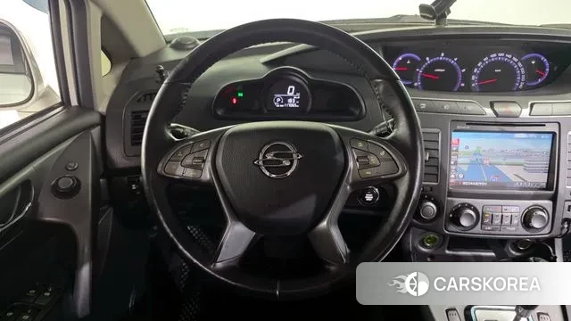 Ssangyong Korando Turismo 2018 Белый из Кореи, фото 5