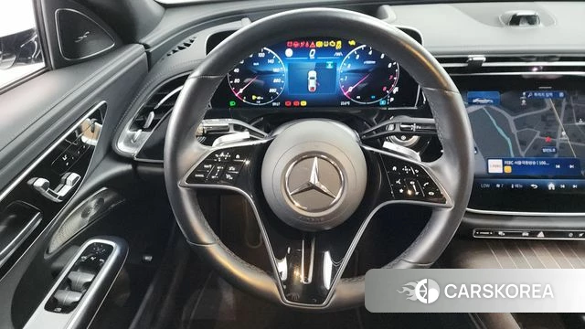 Mercedes-Benz E-Class W214 2024 Белый из Кореи, фото 5