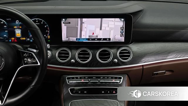 Mercedes-Benz E-Class W213 2022 Черный из Кореи, фото 5