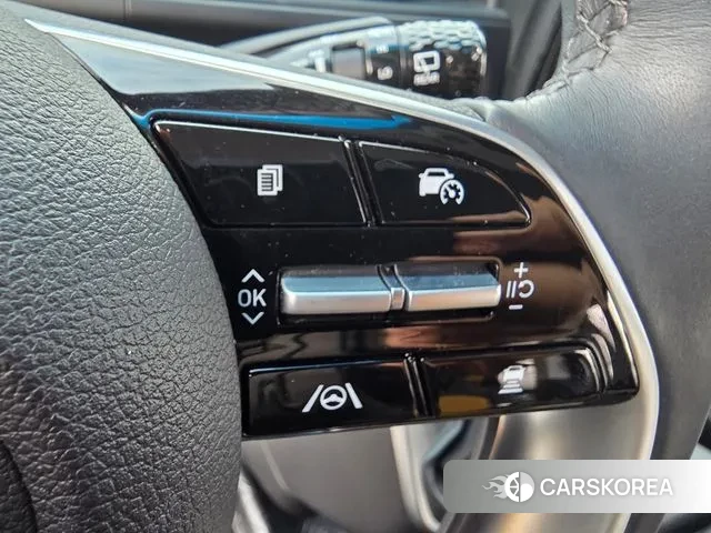 Hyundai Staria 2023 Желтый из Кореи, фото 5